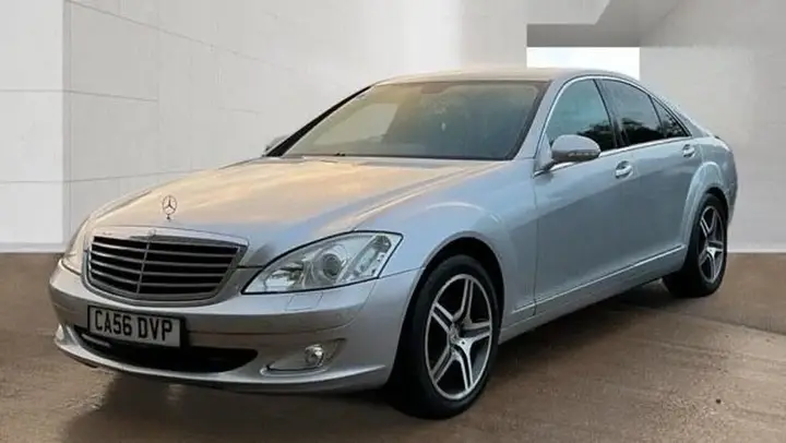 Mercedes-Benz S-Class 2006 photo 2