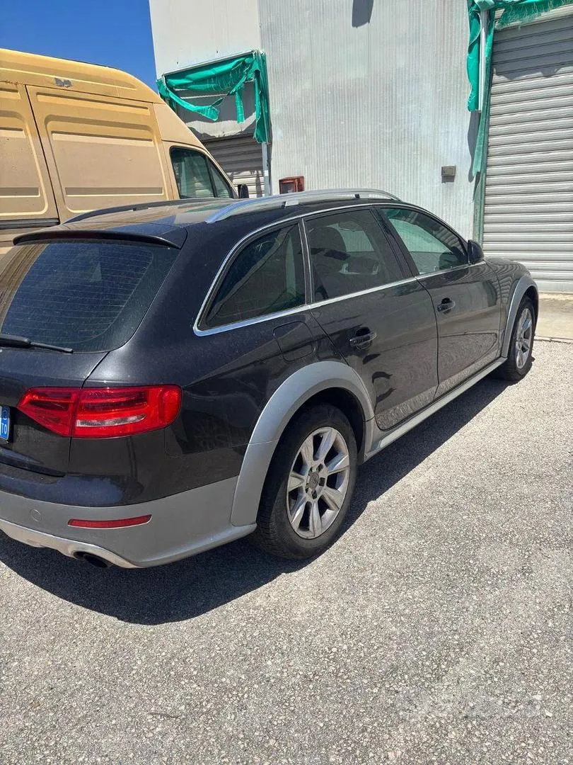 Audi A4 Allroad 2010 photo 3