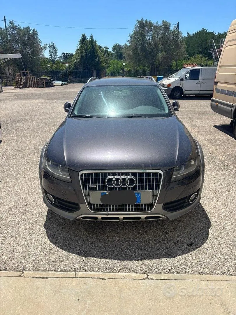 Audi A4 Allroad 2010 photo 2