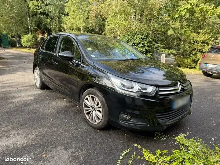 Citroen C4 2015 photo 2