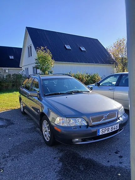 Volvo V40 2001 photo 3