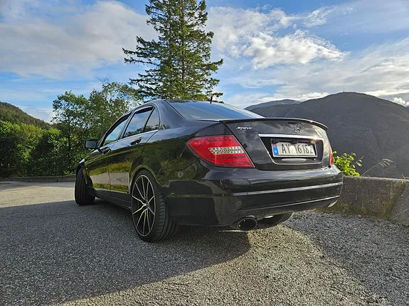 Mercedes-Benz C180 D 2011 photo 4