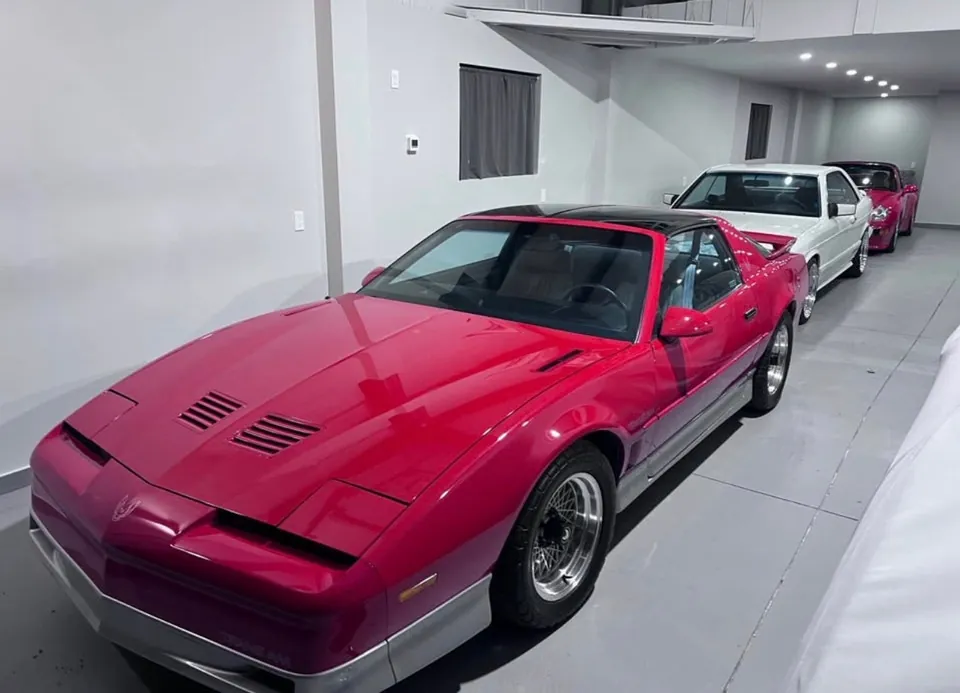Pontiac Trans Am 1989 photo 3