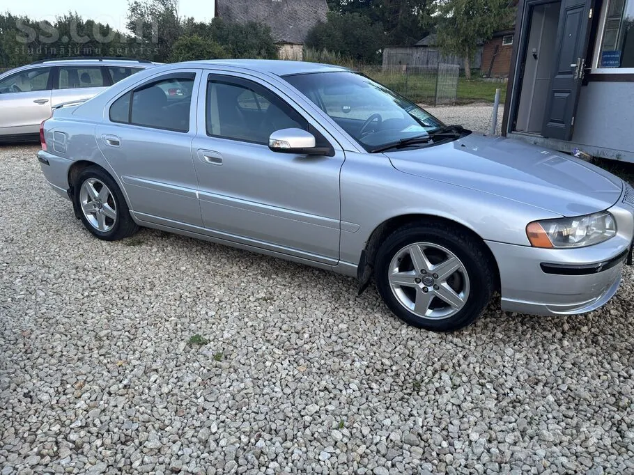 Volvo S60 2007 photo 2