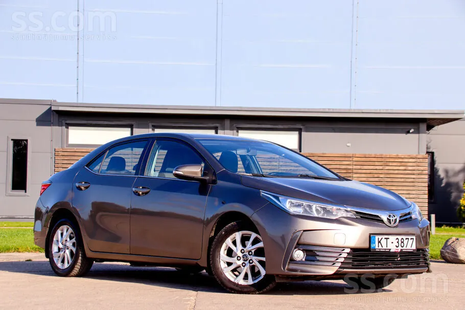 Toyota Corolla 2017 photo 3