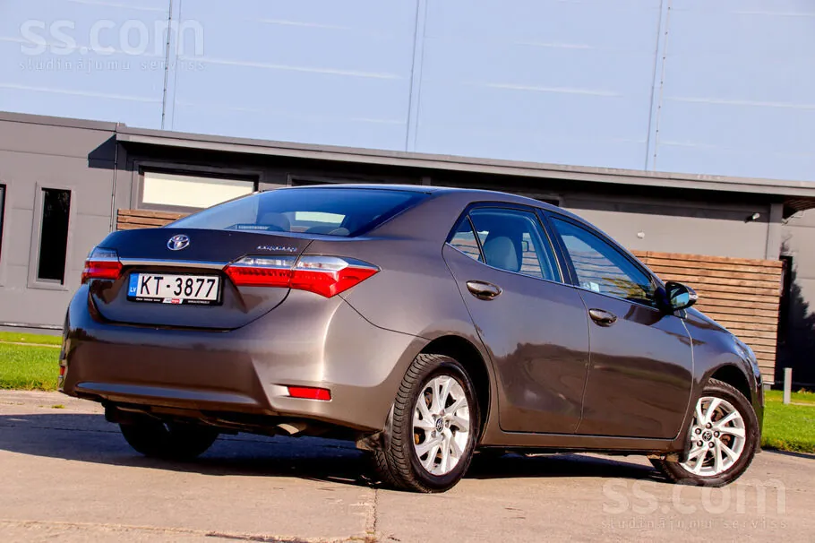 Toyota Corolla 2017 photo 5