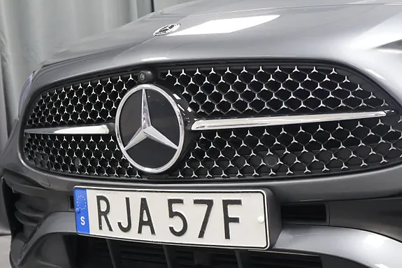 Mercedes-Benz C300 E 2024 photo 5