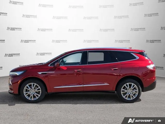 Buick Enclave 2023 photo 3