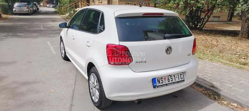 Volkswagen Polo 2011 photo 5