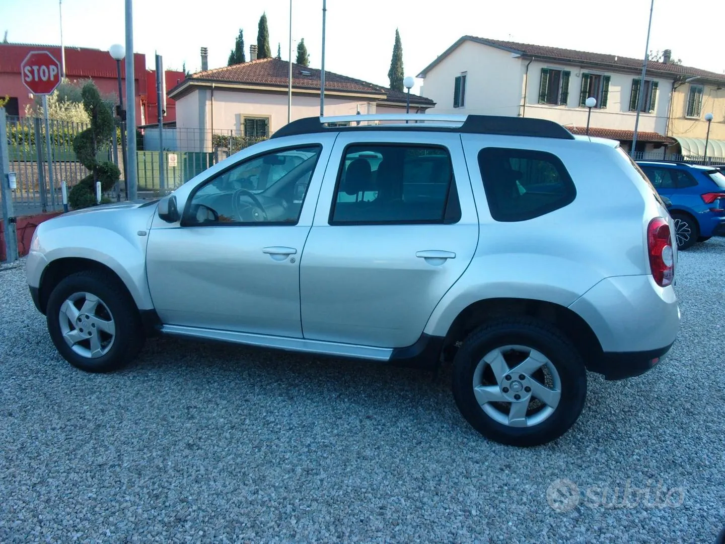 Dacia Duster 2011 photo 3