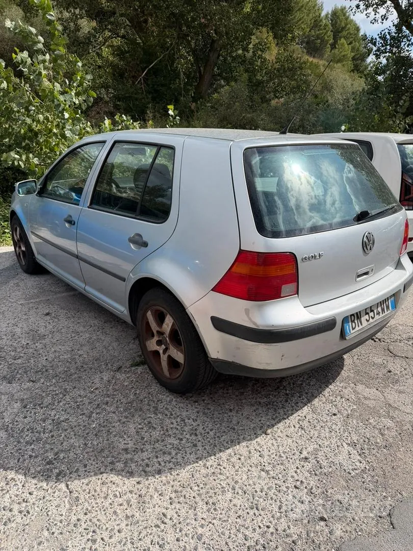 Volkswagen Golf 2000 photo 2