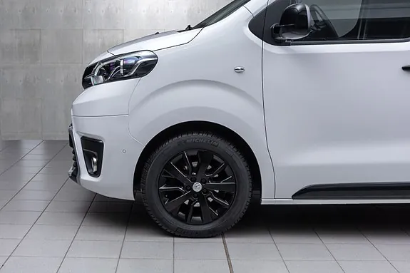 Toyota Proace 2023 photo 2