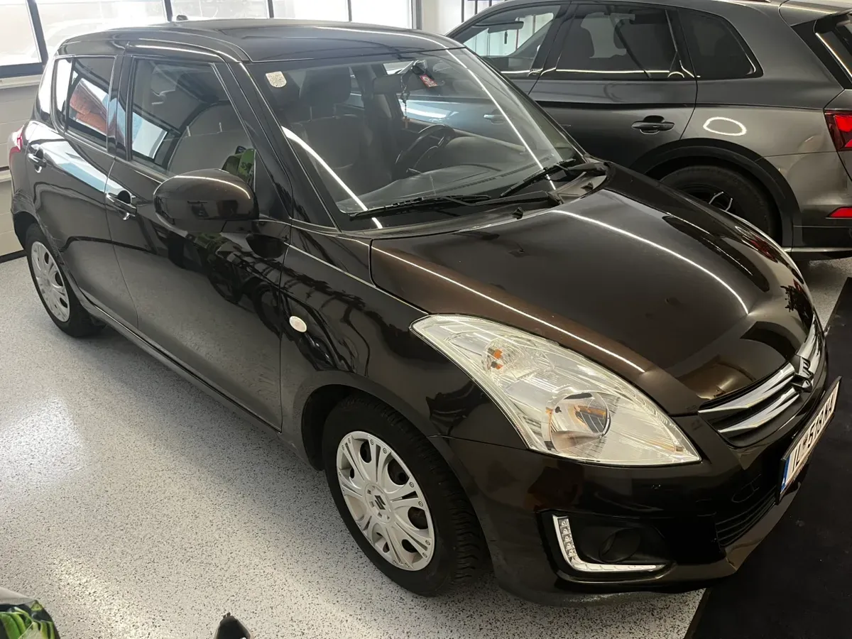 Suzuki Swift 2015 photo 3
