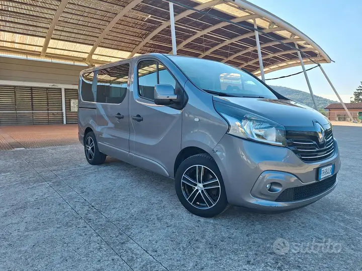 Renault Trafic 2015 photo 5