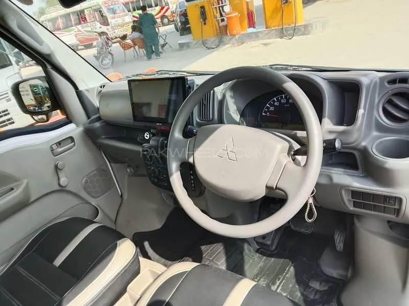 Suzuki Every 2025
