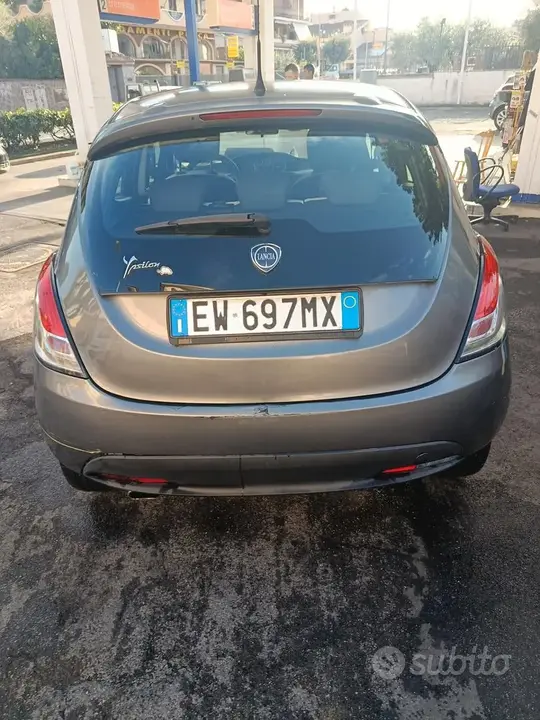 Lancia Ypsilon 2014 photo 5