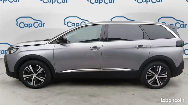 Peugeot 5008 2019 photo 2