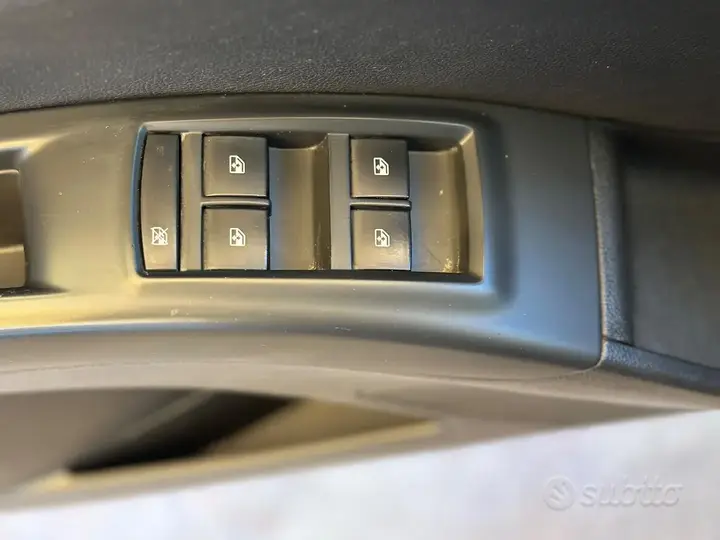 Opel Meriva 2017 photo 3
