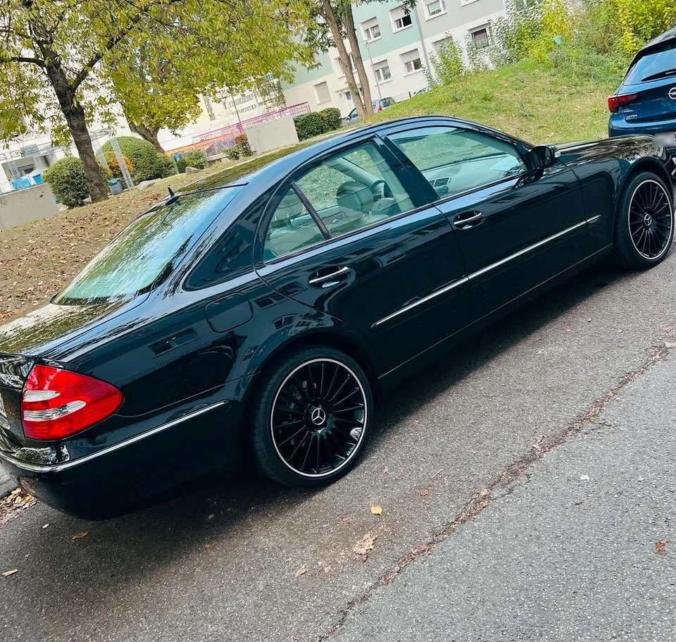 Mercedes-Benz E 200