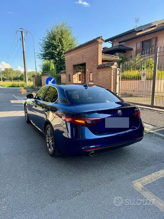 Alfa Romeo Giulia 2019 photo 5