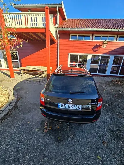 Skoda Superb 2014 photo 3