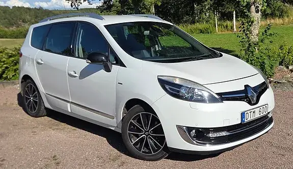 Renault Grand Scenic Iii 2013 photo 2