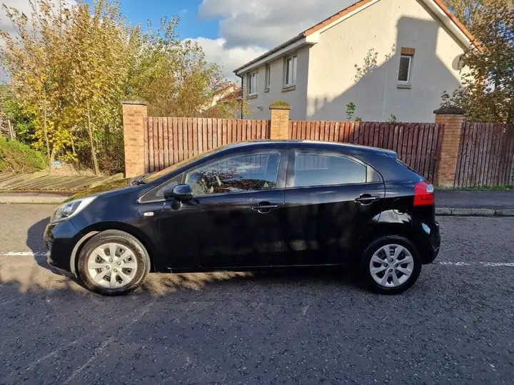 Kia Rio 2014 photo 2