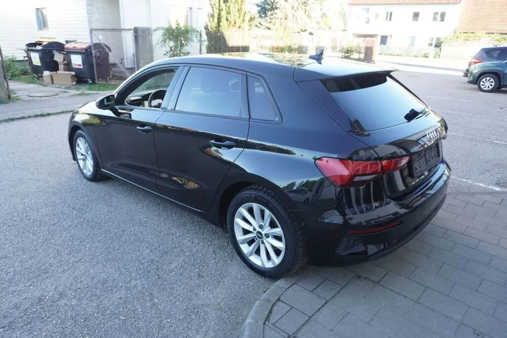 Audi A3 2022 photo 3