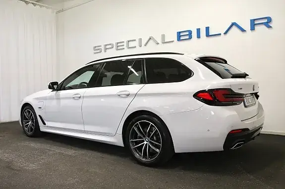 BMW 530E 2023 photo 4