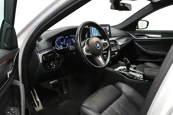 BMW 530E 2023 photo 5