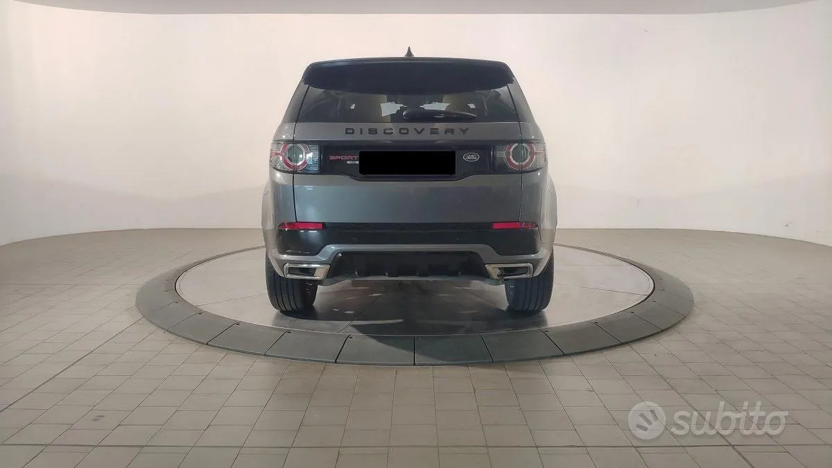 Land Rover Discovery Sport 2017 photo 5