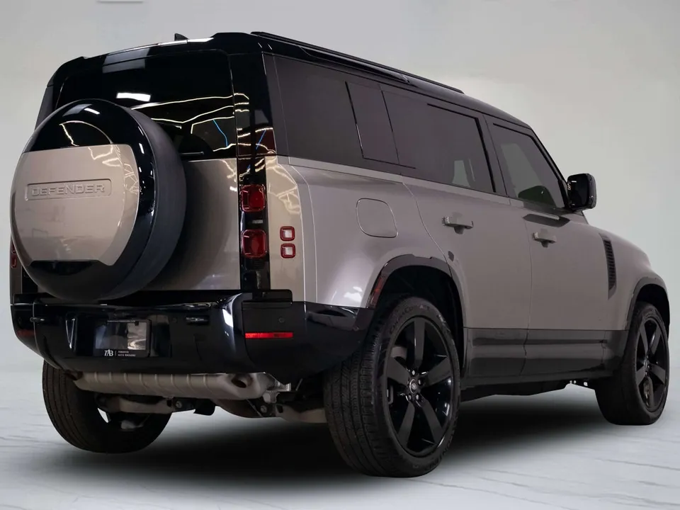 Land Rover Defender 2025 photo 4