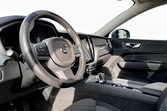 Volvo Xc60 2025 photo 5