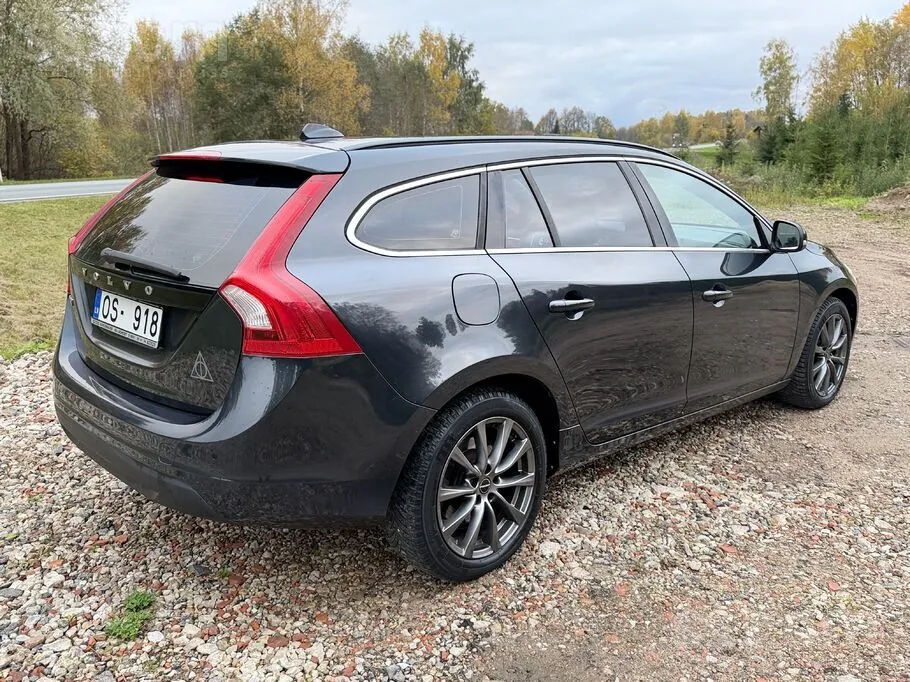 Volvo V60 2011 photo 4