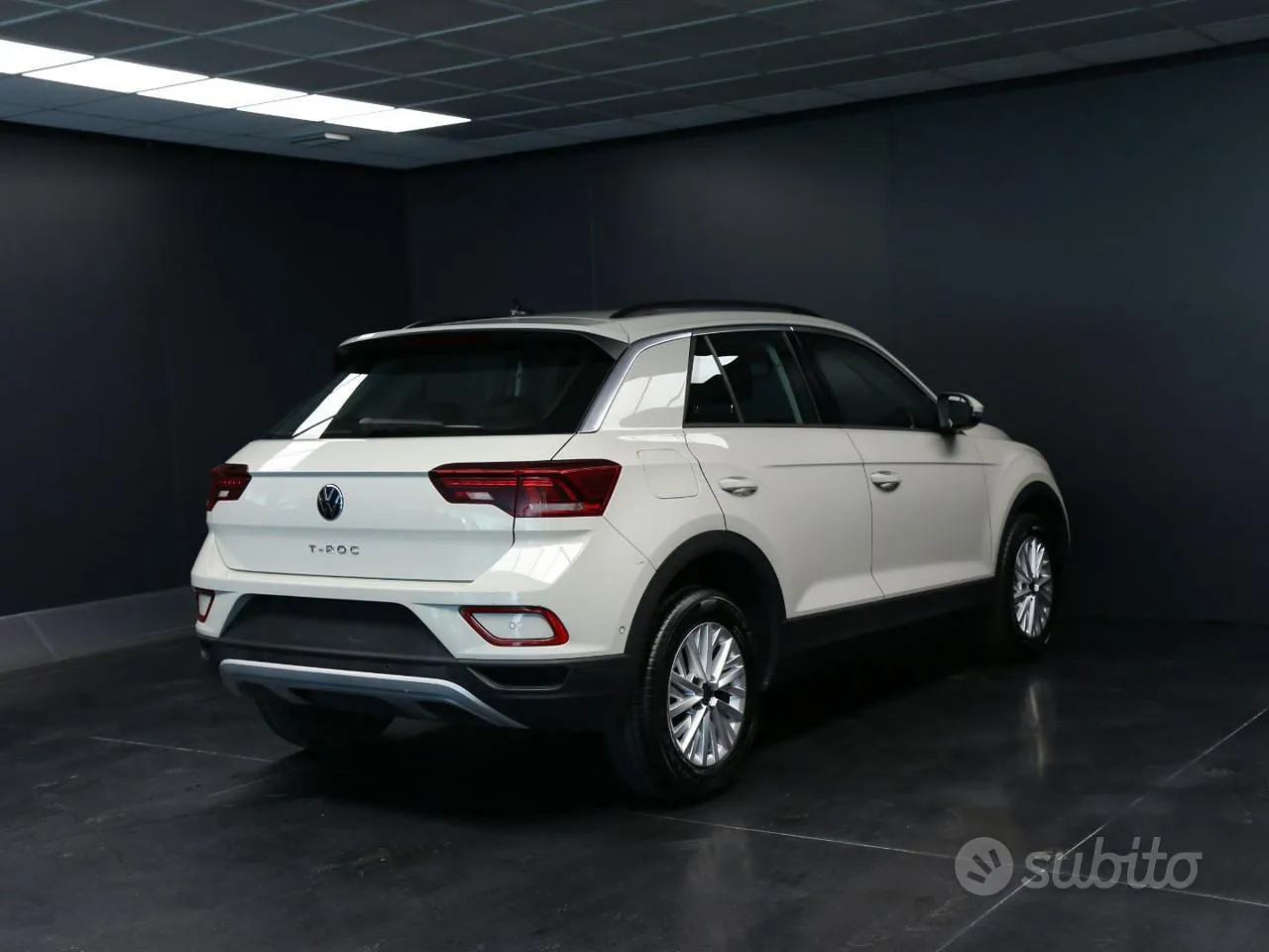 Volkswagen T-Roc 2023 photo 3