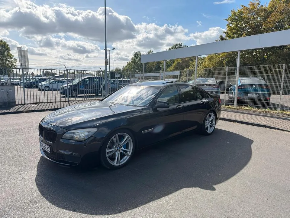 BMW 740D