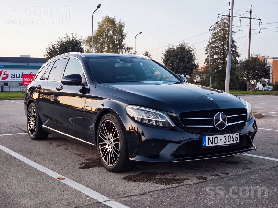 Mercedes-Benz C220D