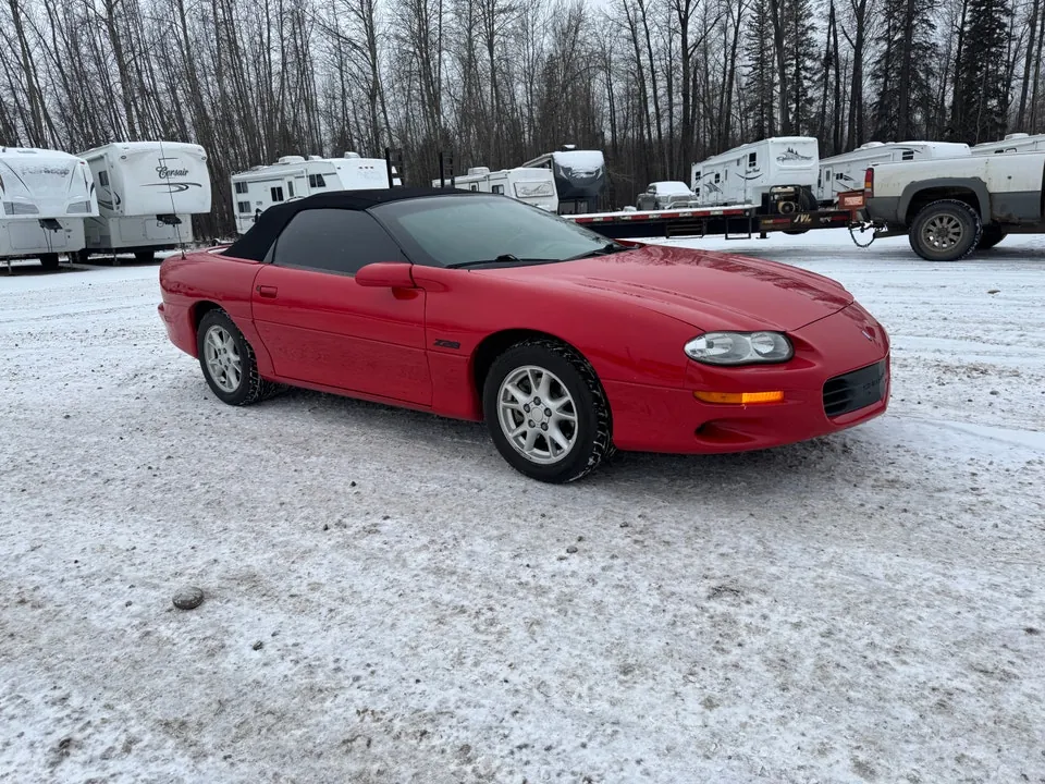 Chevrolet Camaro 2001 photo 3