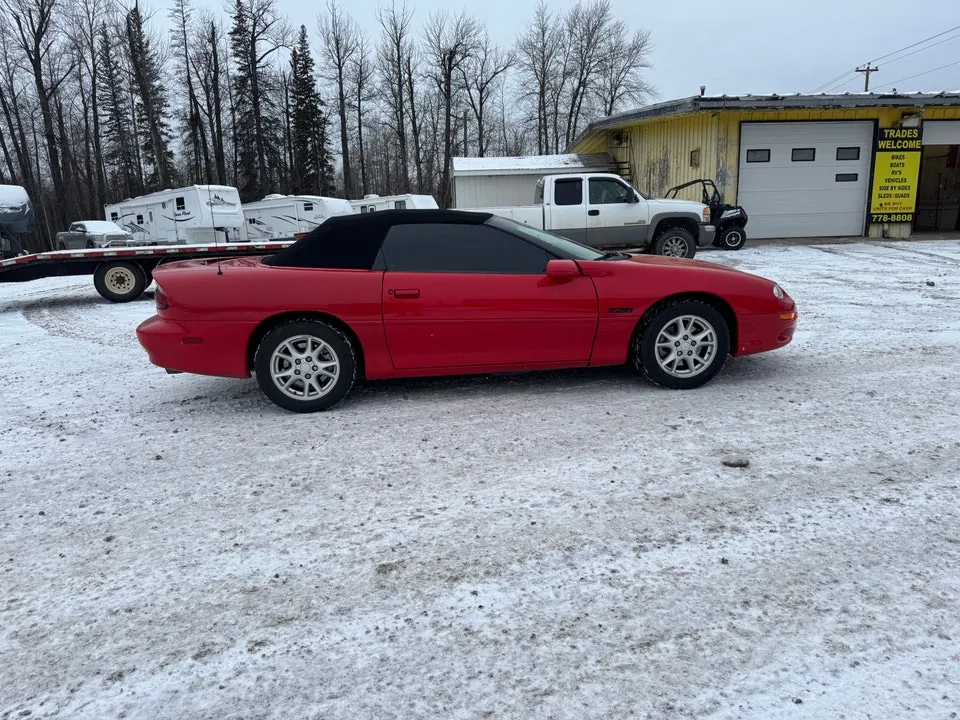 Chevrolet Camaro 2001 photo 4