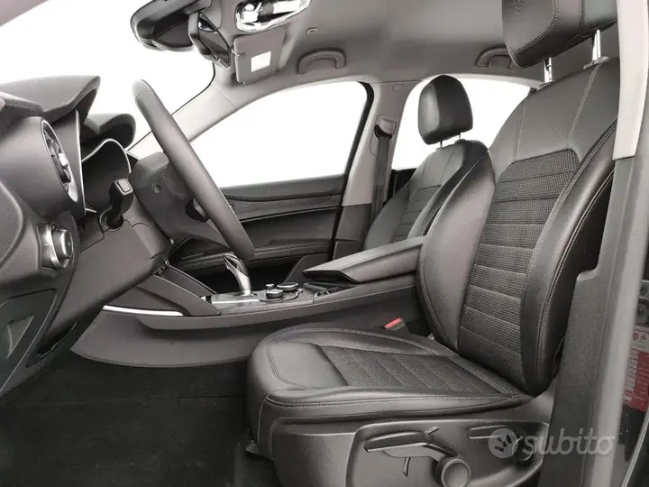 Alfa Romeo Stelvio 2019 photo 5