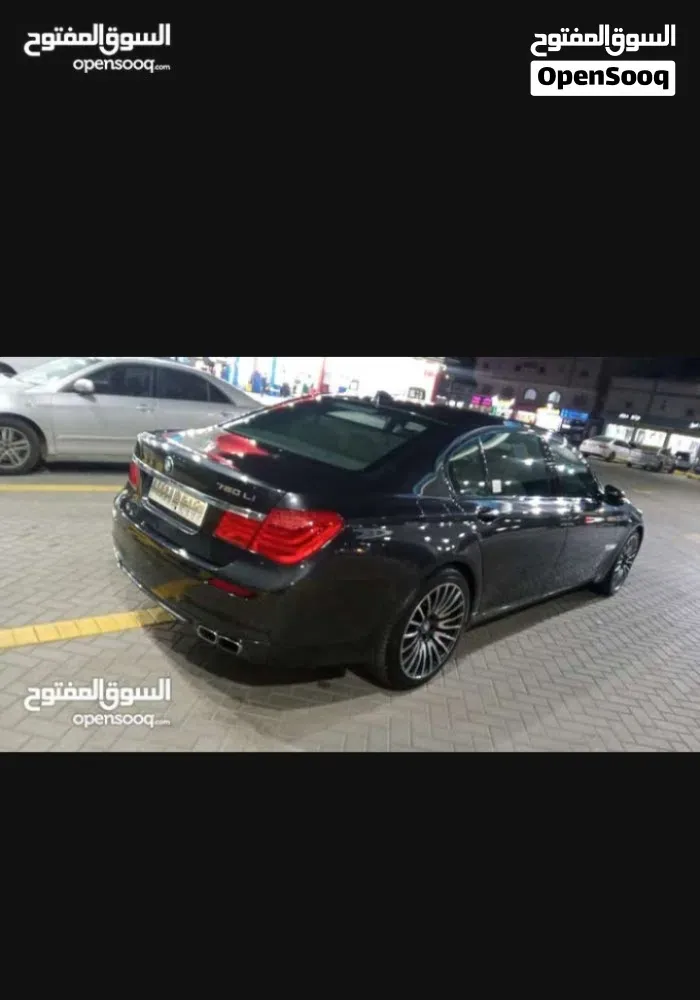 BMW 7 Series 2011 photo 2