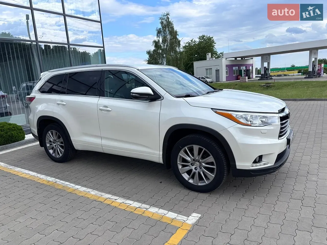Toyota Highlander 2014 photo 4