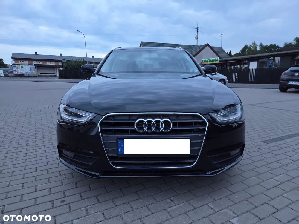 Audi A4 Avant 2013 photo 2