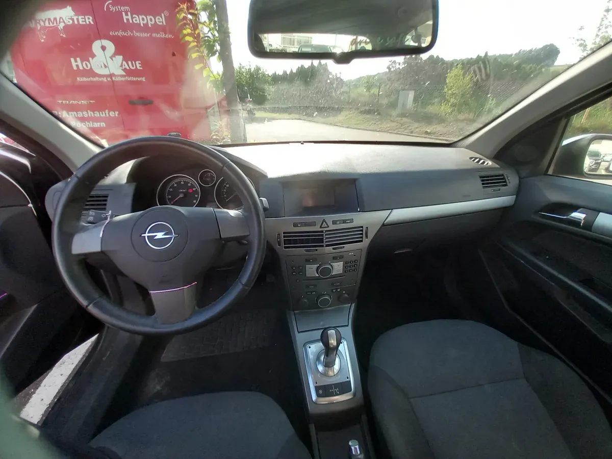 Opel Astra 2006 photo 3