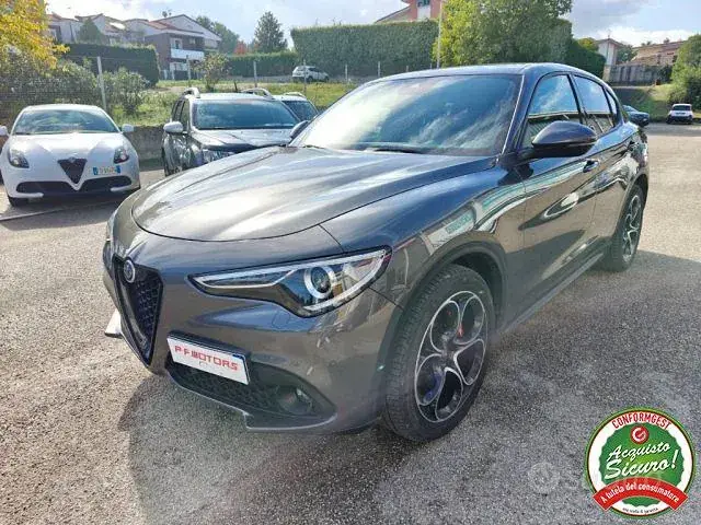 Alfa Romeo Stelvio 2022 photo 2