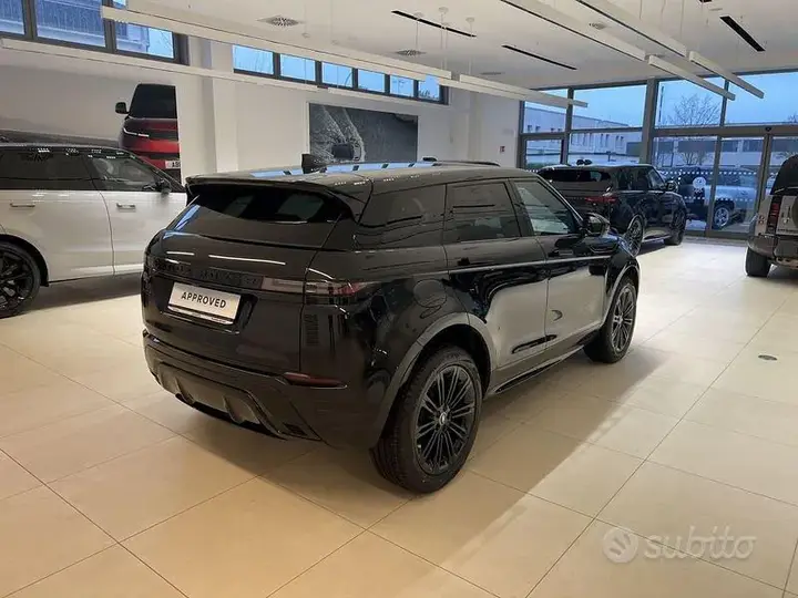 Land Rover Evoque 2025 photo 2