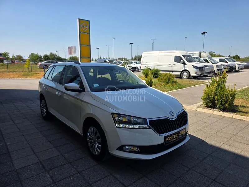 Skoda Fabia 2022 photo 5