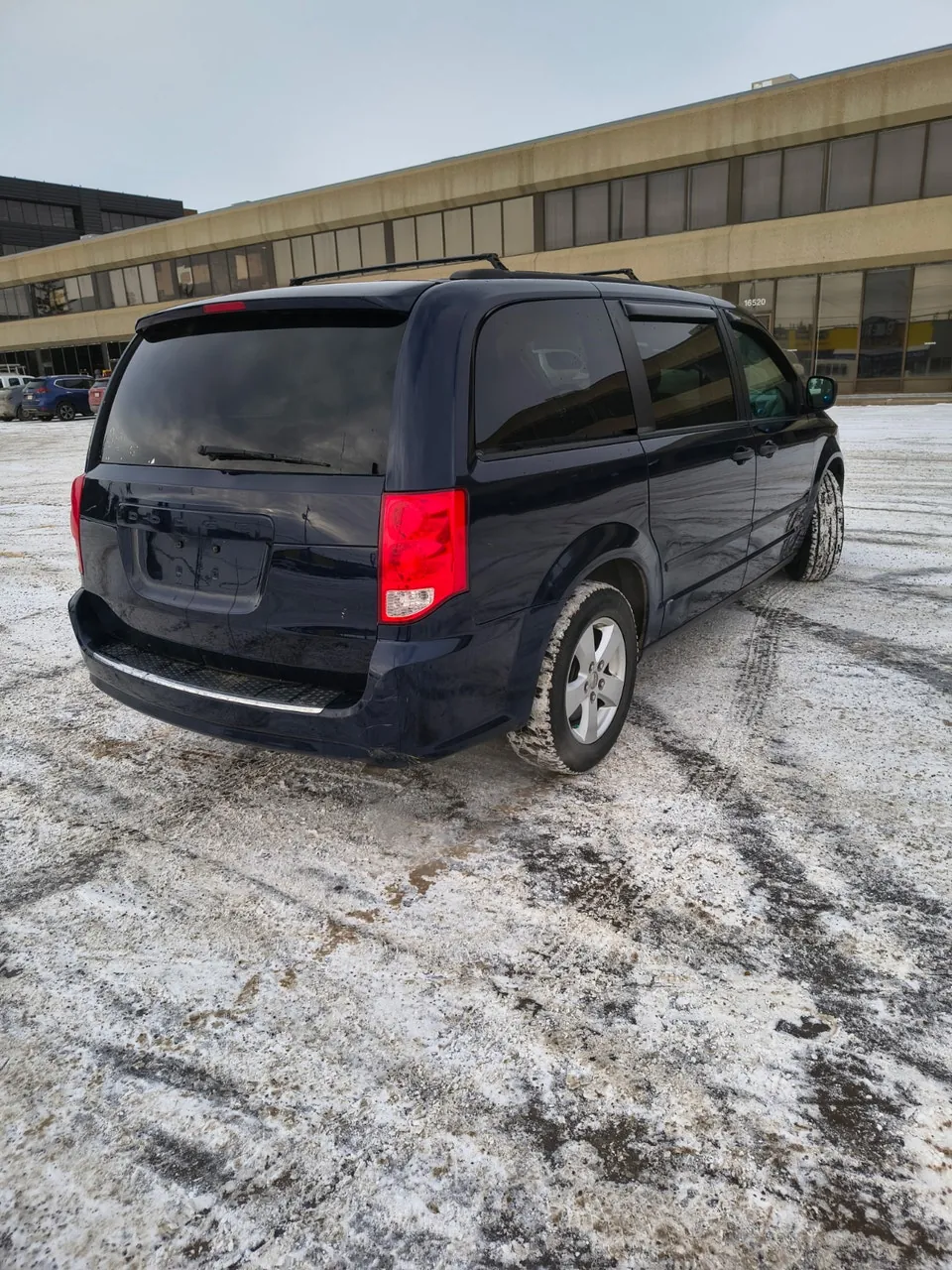 Dodge Grand Caravan 2014 photo 3