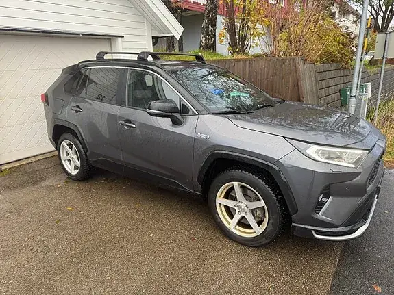 Toyota Rav4 2021 photo 2