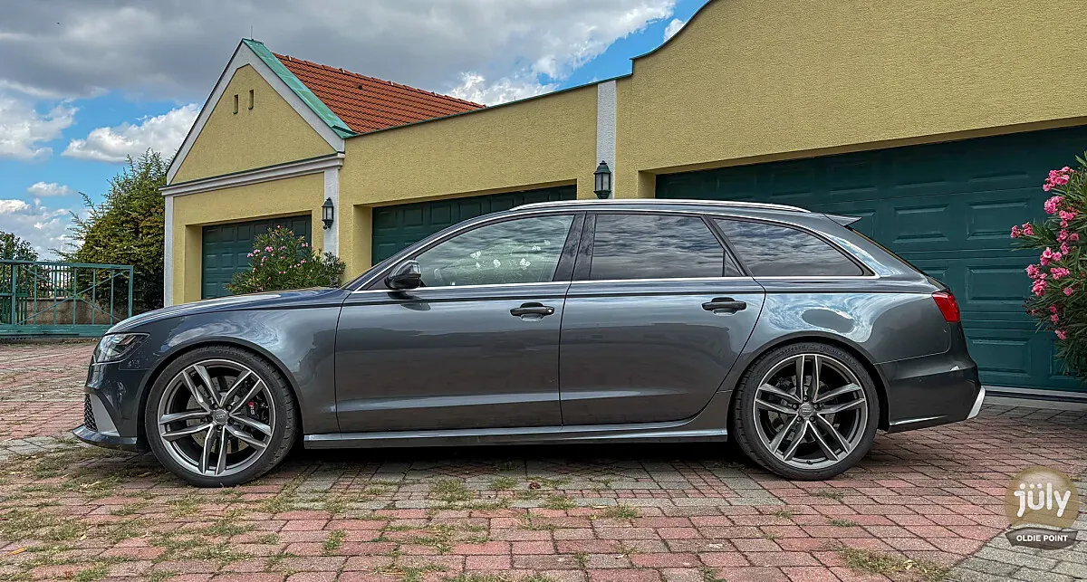 Audi A6 2014 photo 2